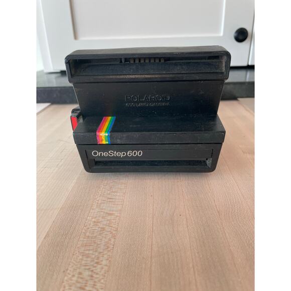 Vintage Polaroid Rainbow OneStep 600 Instant film camera - Picture 1 of 9
